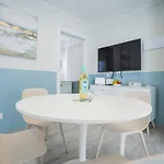 Casa Marlene Luxury Seafront *