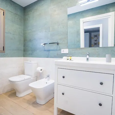 Casa Marlene Luxury Seafront * グイマー