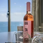 Casa Marlene Luxury Seafront * غيمار