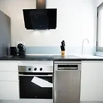 Casa Marlene Luxury Seafront غيمار