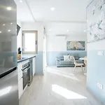Casa Marlene Luxury Seafront شقة غيمار