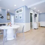 Casa Marlene Luxury Seafront شقة *