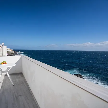 Casa Marlene Luxury Seafront * Güímar