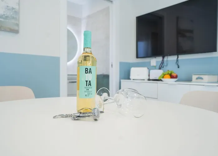 Casa Marlene Luxury Seafront *