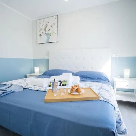 Casa Marlene Luxury Seafront Апартаменты Гуимар