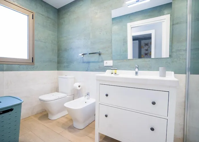 Casa Marlene Luxury Seafront * Guimar